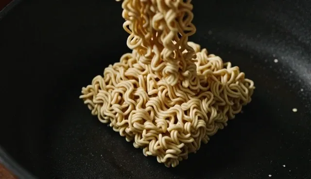即食面制品生产中时效性管理的两种做法与取舍
